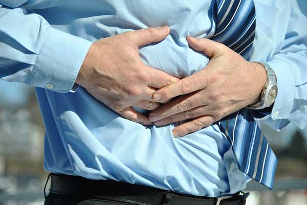 Dr. Google  fragen bei Bauchschmerzen
